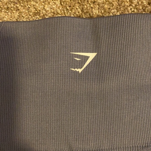 Light purple gymshark cropped seamless leggings - Picture 4 of 4